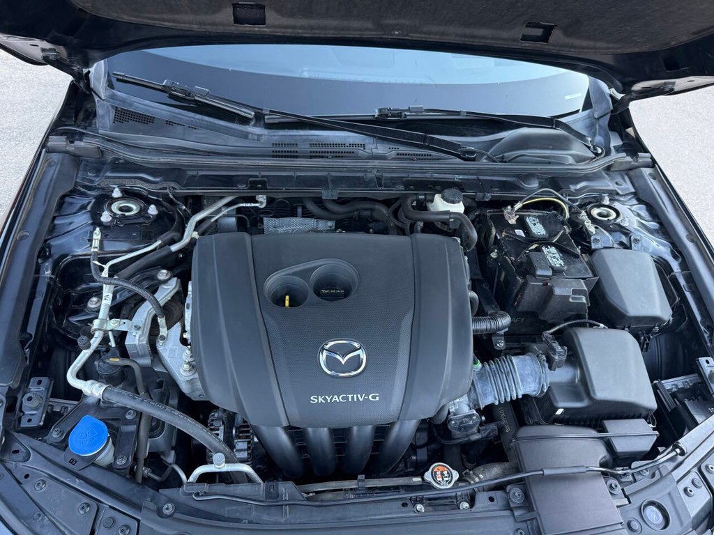 Mazda Mazda3 Hatchback Vehicle Full-screen Gallery Image 34