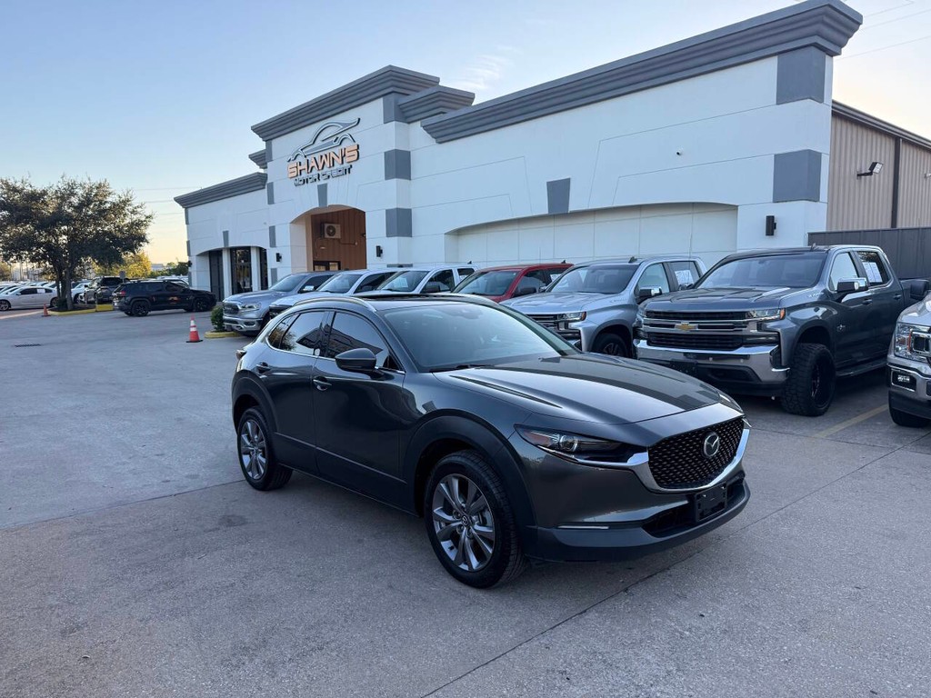 Mazda CX-30 Vehicle Full-screen Gallery Image 02