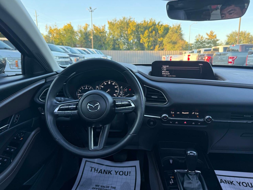 Mazda CX-30 Vehicle Full-screen Gallery Image 19