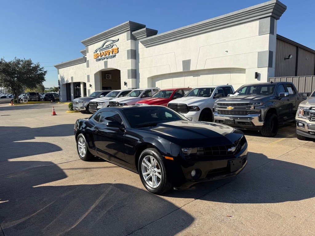 Chevrolet Camaro Vehicle Full-screen Gallery Image 02