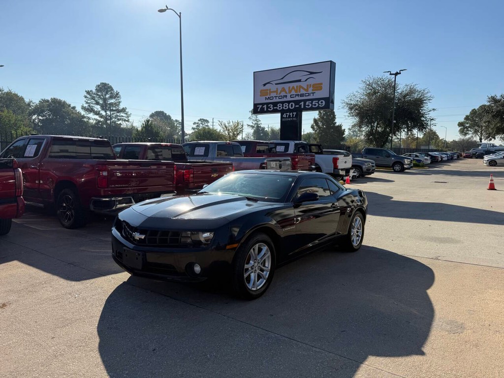 Chevrolet Camaro Vehicle Full-screen Gallery Image 03