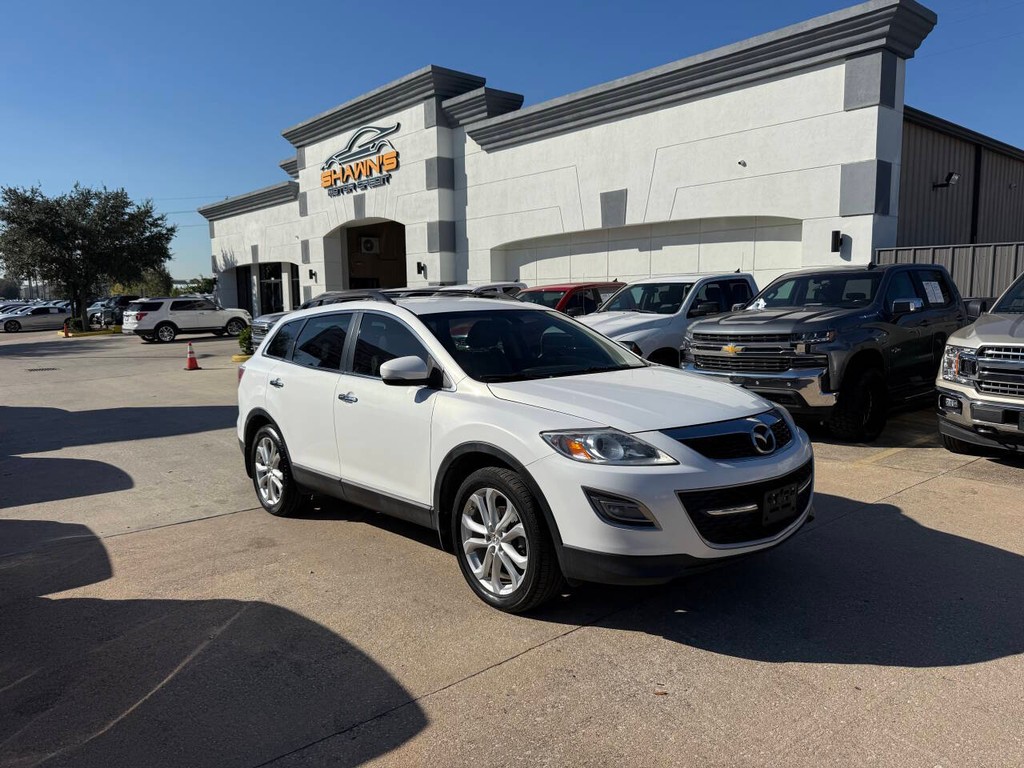 Mazda CX-9 Vehicle Full-screen Gallery Image 02