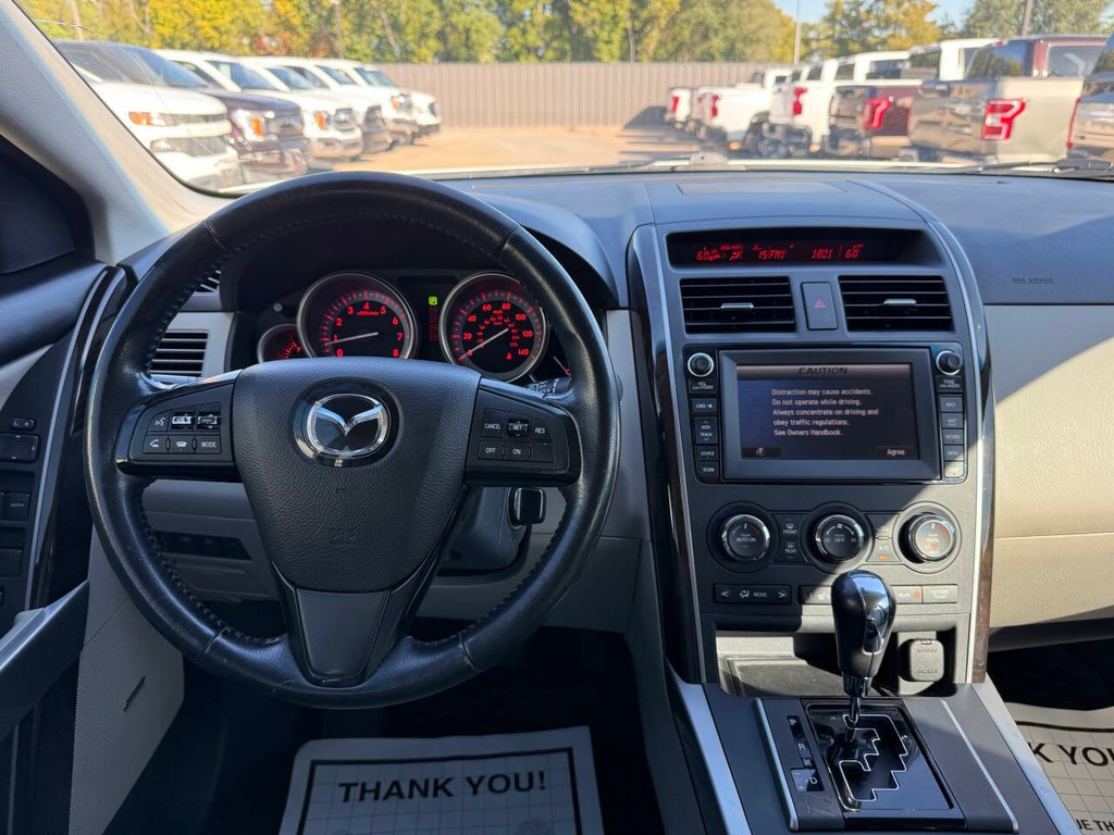 Mazda CX-9 Vehicle Full-screen Gallery Image 23