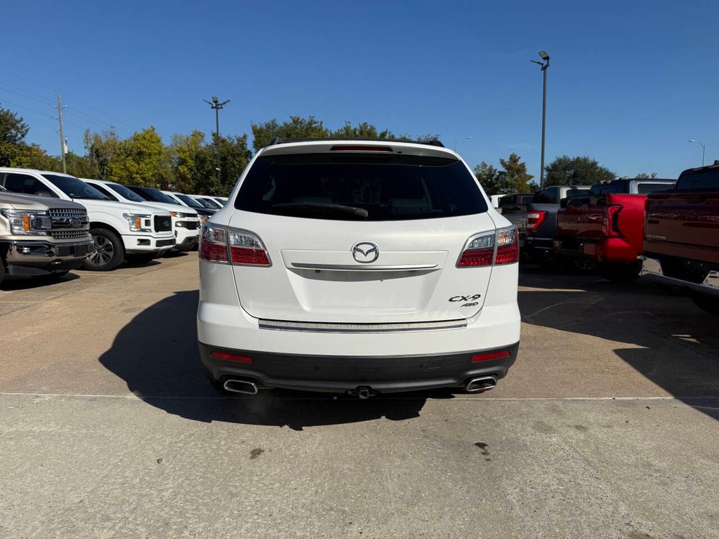 Mazda CX-9 Vehicle Full-screen Gallery Image 40