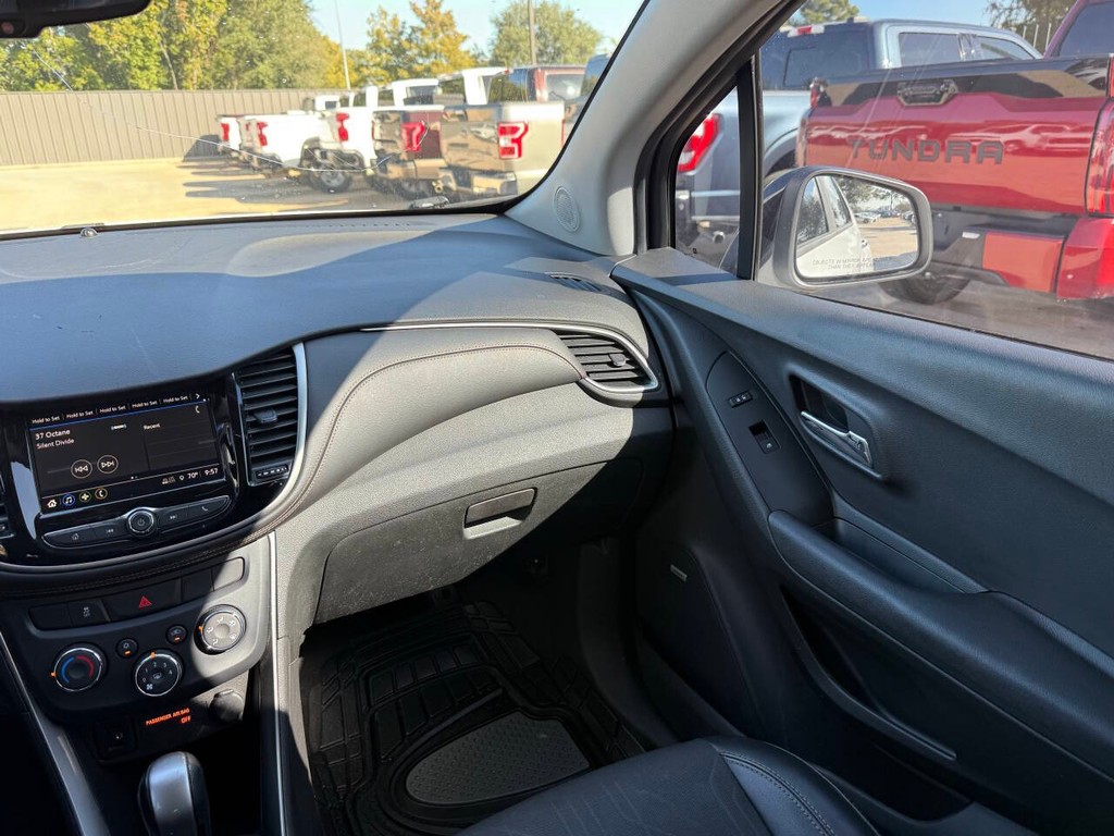 Chevrolet Trax Vehicle Full-screen Gallery Image 20