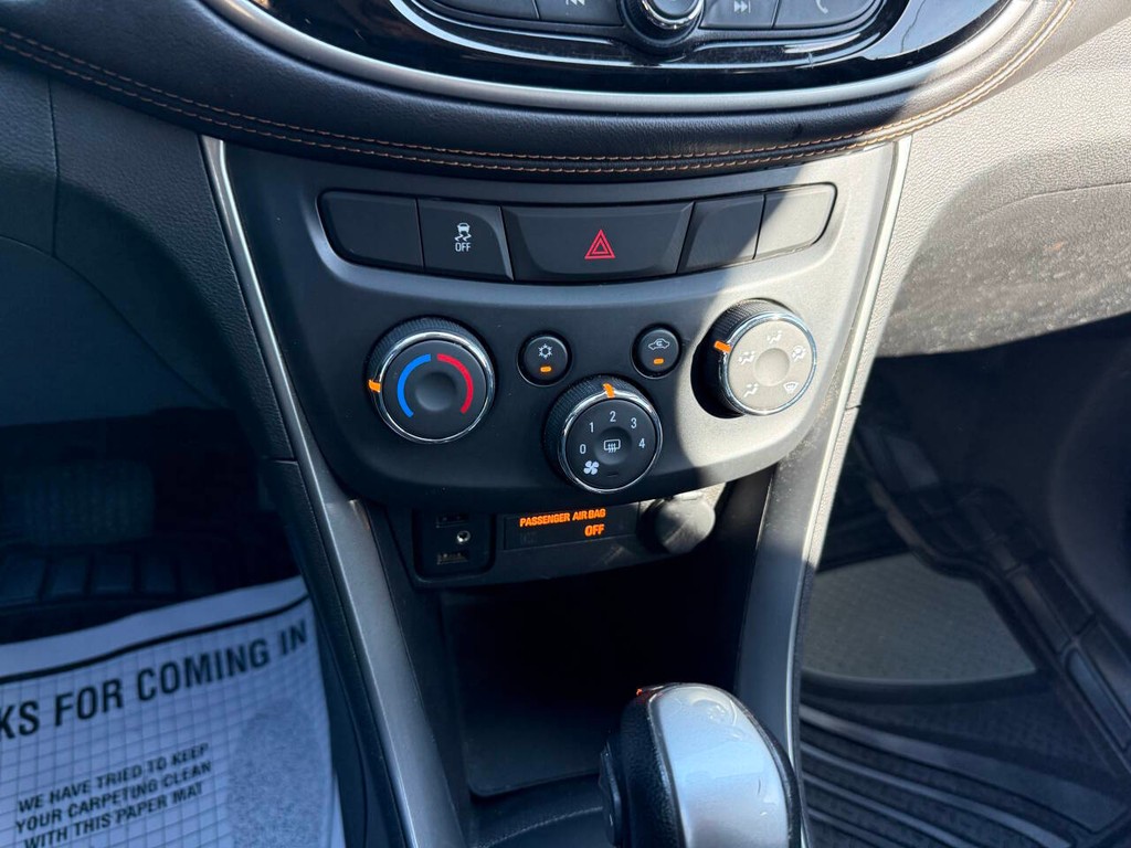 Chevrolet Trax Vehicle Full-screen Gallery Image 28