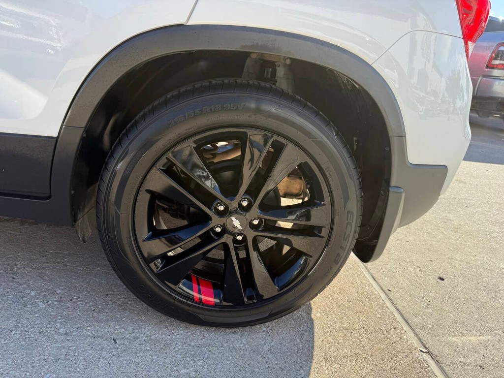 Chevrolet Trax Vehicle Full-screen Gallery Image 36