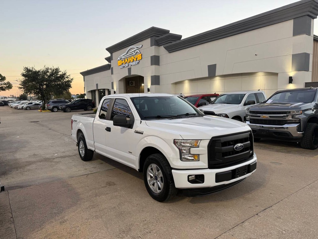 Ford F-150 Vehicle Full-screen Gallery Image 02