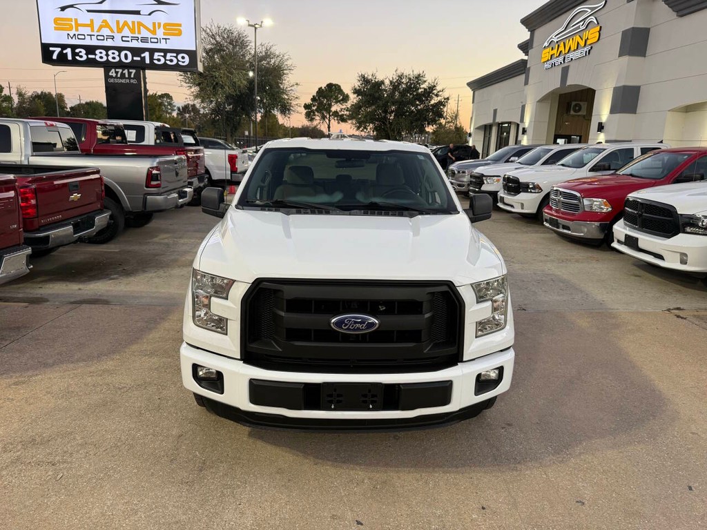 Ford F-150 Vehicle Full-screen Gallery Image 36