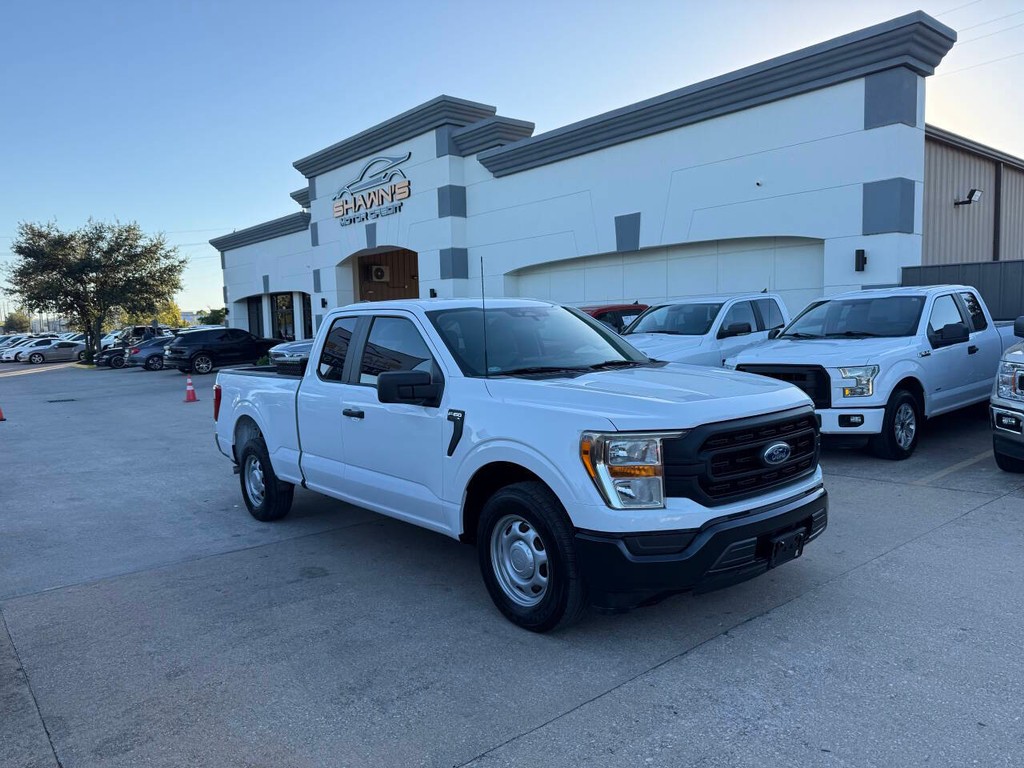 Ford F-150 Vehicle Full-screen Gallery Image 02