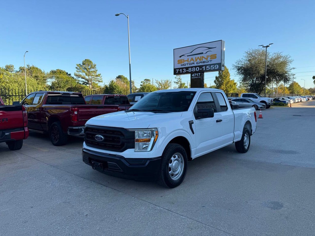 Ford F-150 Vehicle Full-screen Gallery Image 03