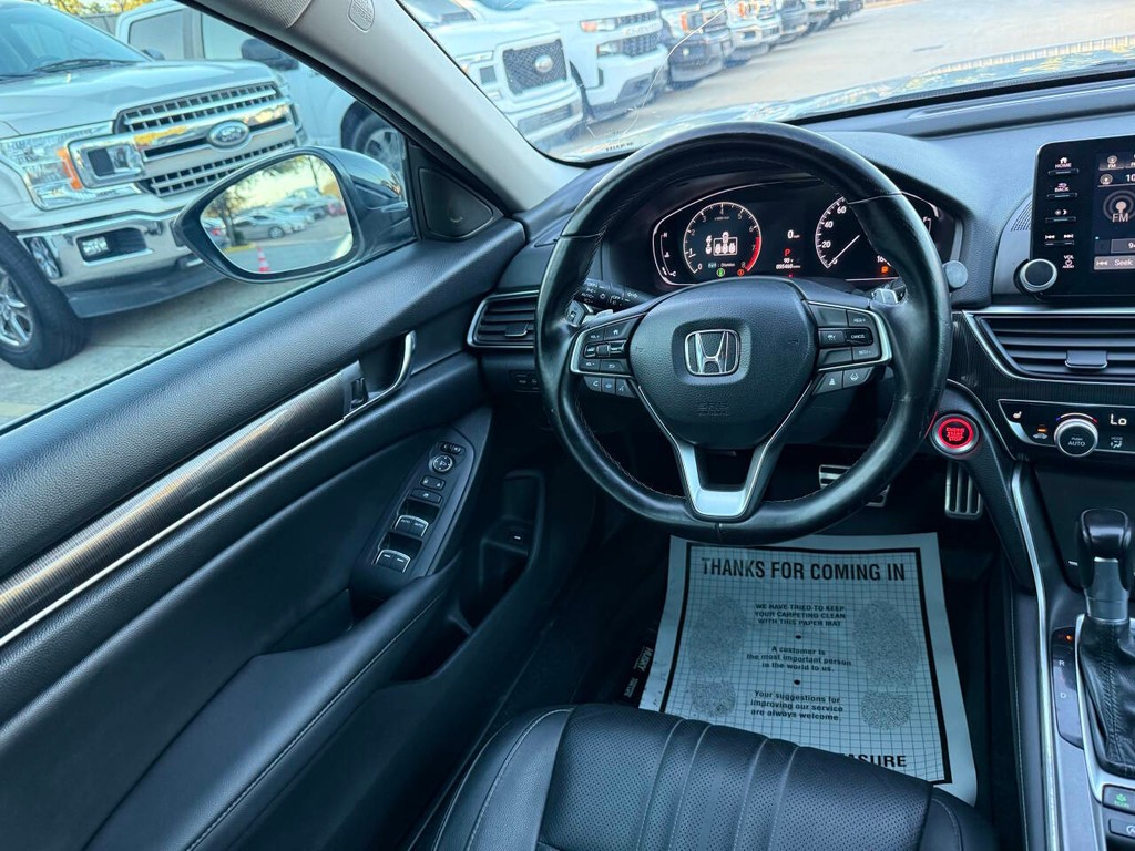 Honda Accord Sedan Vehicle Full-screen Gallery Image 19