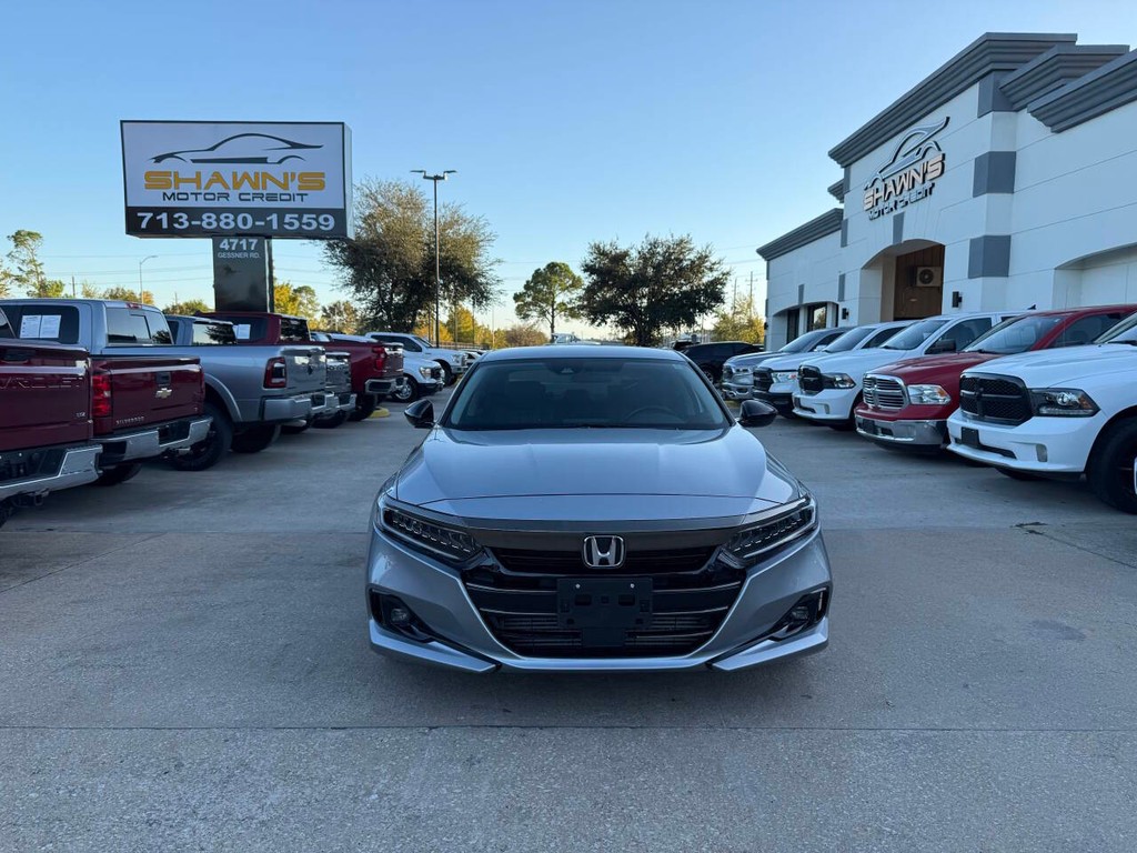 Honda Accord Sedan Vehicle Full-screen Gallery Image 40