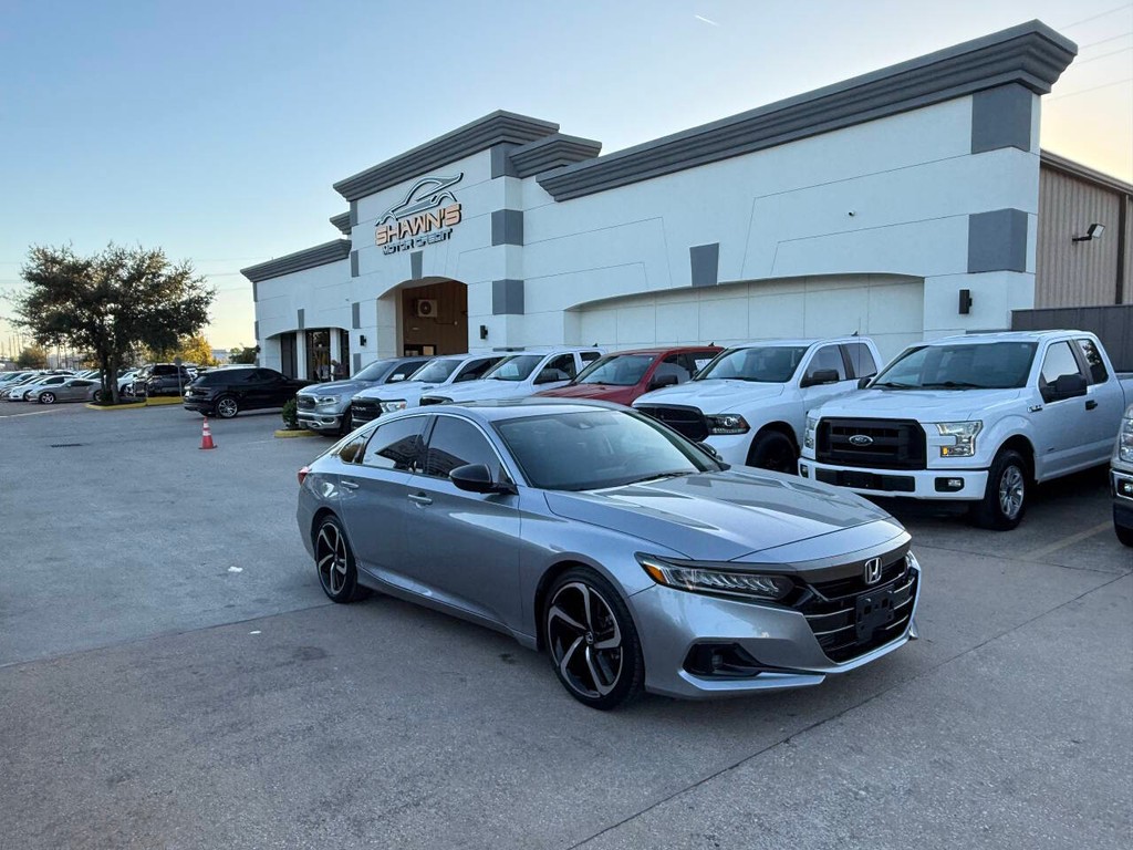 Honda Accord Sedan Vehicle Full-screen Gallery Image 42