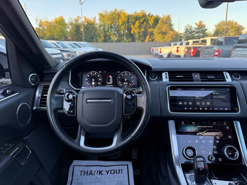 Land Rover Range Rover Sport Vehicle Full-screen Gallery Image 21