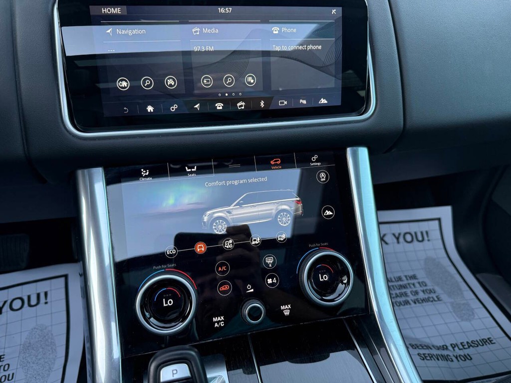 Land Rover Range Rover Sport Vehicle Full-screen Gallery Image 28