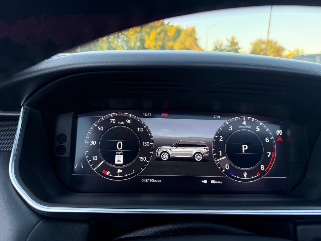 Land Rover Range Rover Sport Vehicle Full-screen Gallery Image 33