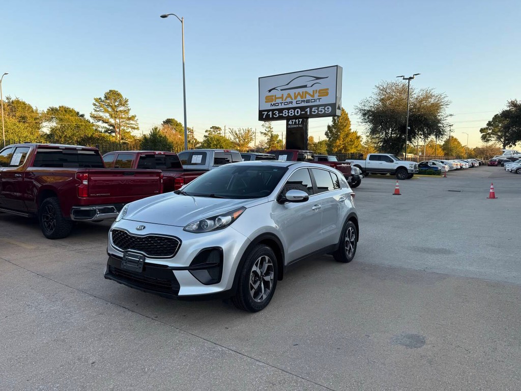 Kia Sportage Vehicle Full-screen Gallery Image 03