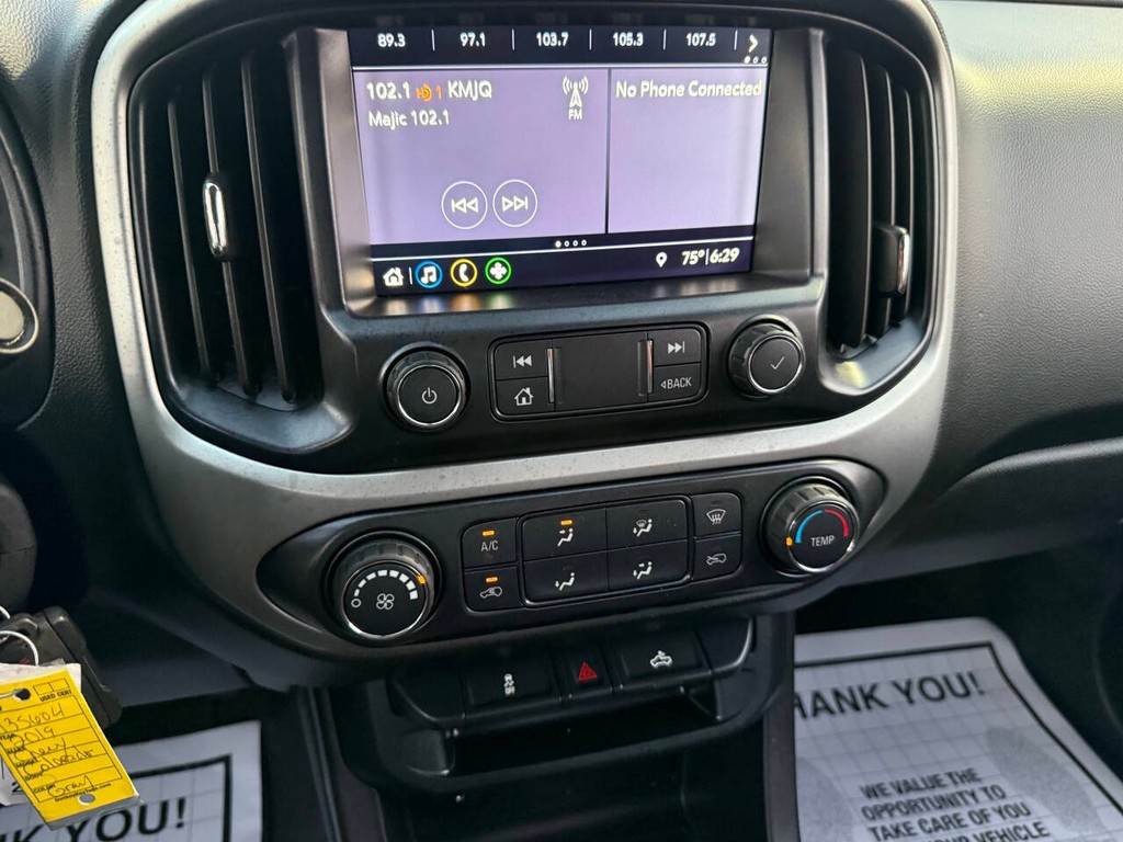 Chevrolet Colorado Vehicle Full-screen Gallery Image 26