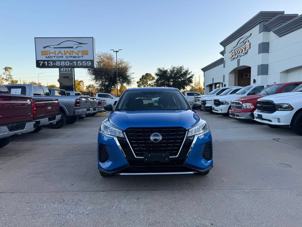 Nissan Kicks Vehicle Full-screen Gallery Image 39