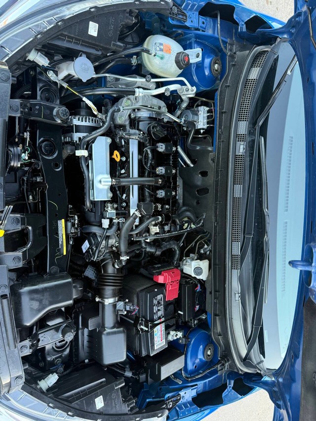 Nissan Kicks Vehicle Full-screen Gallery Image 34