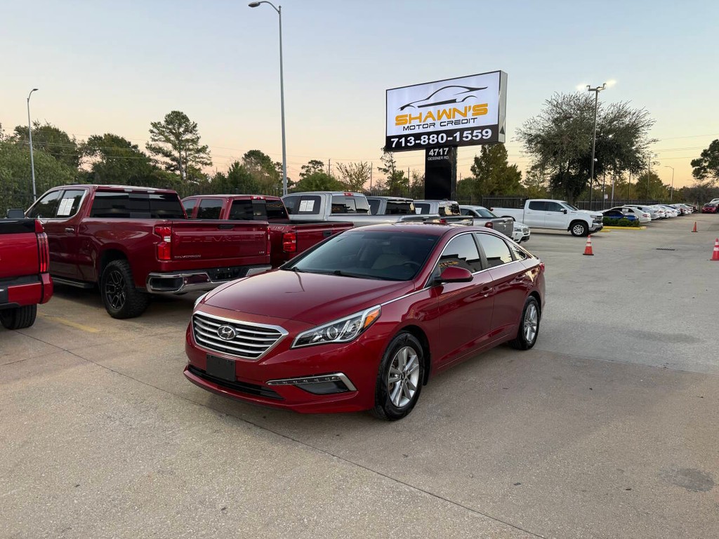 Hyundai Sonata Vehicle Full-screen Gallery Image 03