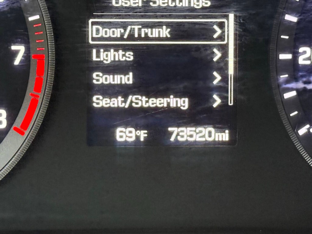 Hyundai Sonata Vehicle Full-screen Gallery Image 33