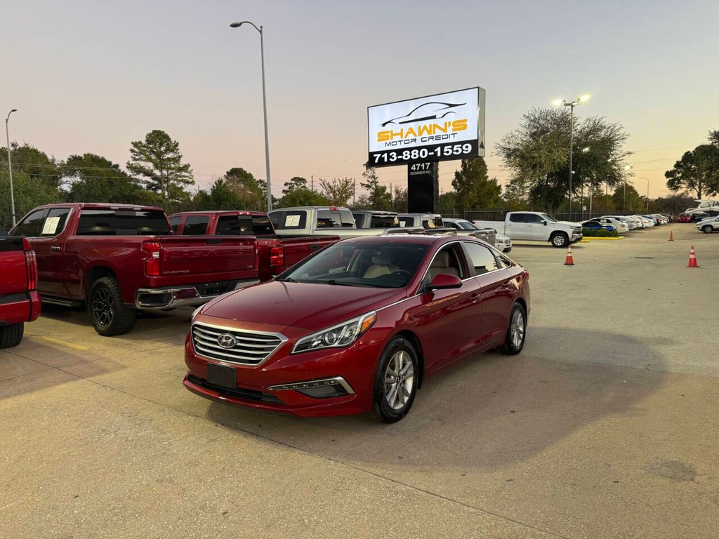 Hyundai Sonata Vehicle Full-screen Gallery Image 41