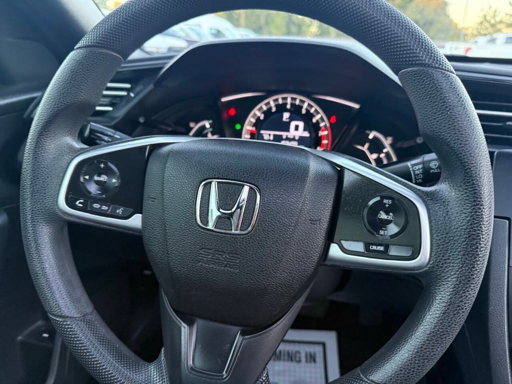 Honda Civic Coupe Vehicle Full-screen Gallery Image 18