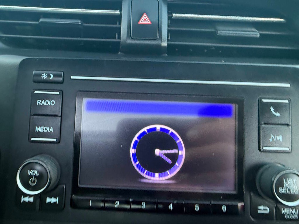 Honda Civic Coupe Vehicle Full-screen Gallery Image 20