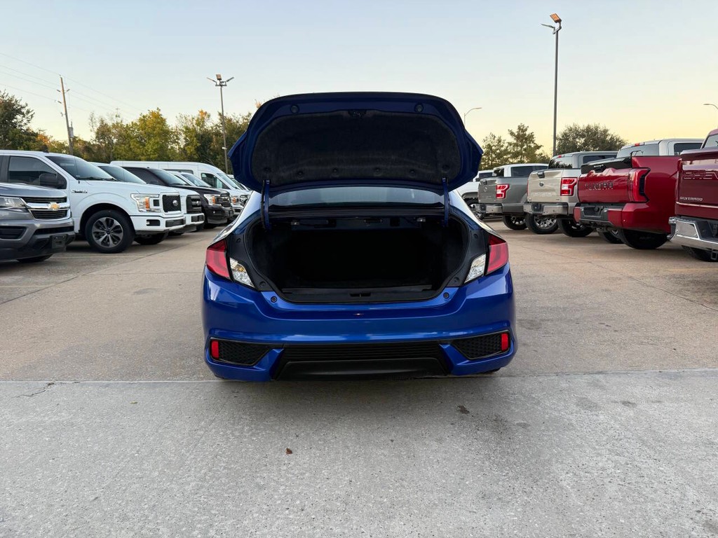 Honda Civic Coupe Vehicle Full-screen Gallery Image 31