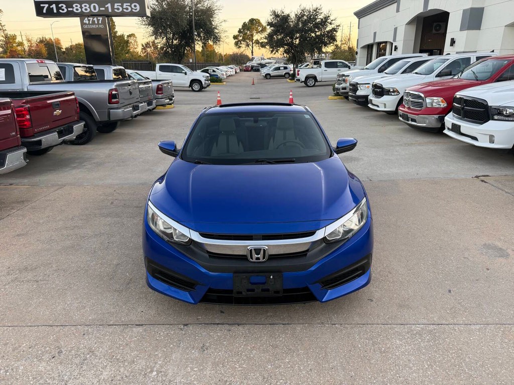 Honda Civic Coupe Vehicle Full-screen Gallery Image 33