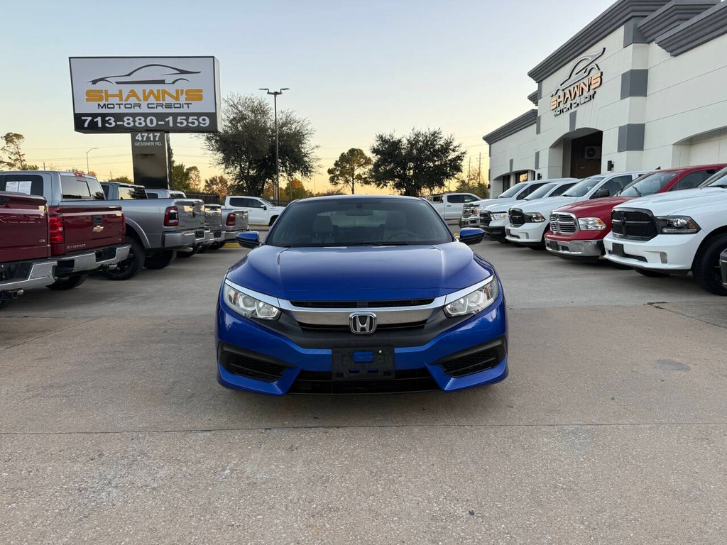 Honda Civic Coupe Vehicle Full-screen Gallery Image 34