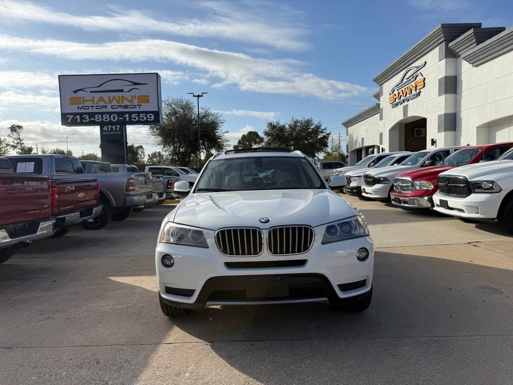 BMW X3 Vehicle Full-screen Gallery Image 43