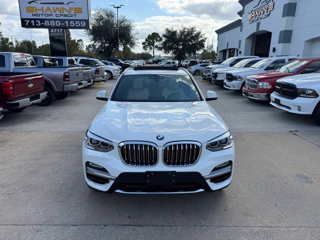 BMW X3 Vehicle Full-screen Gallery Image 43