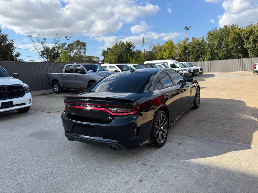 Dodge Charger Vehicle Full-screen Gallery Image 05