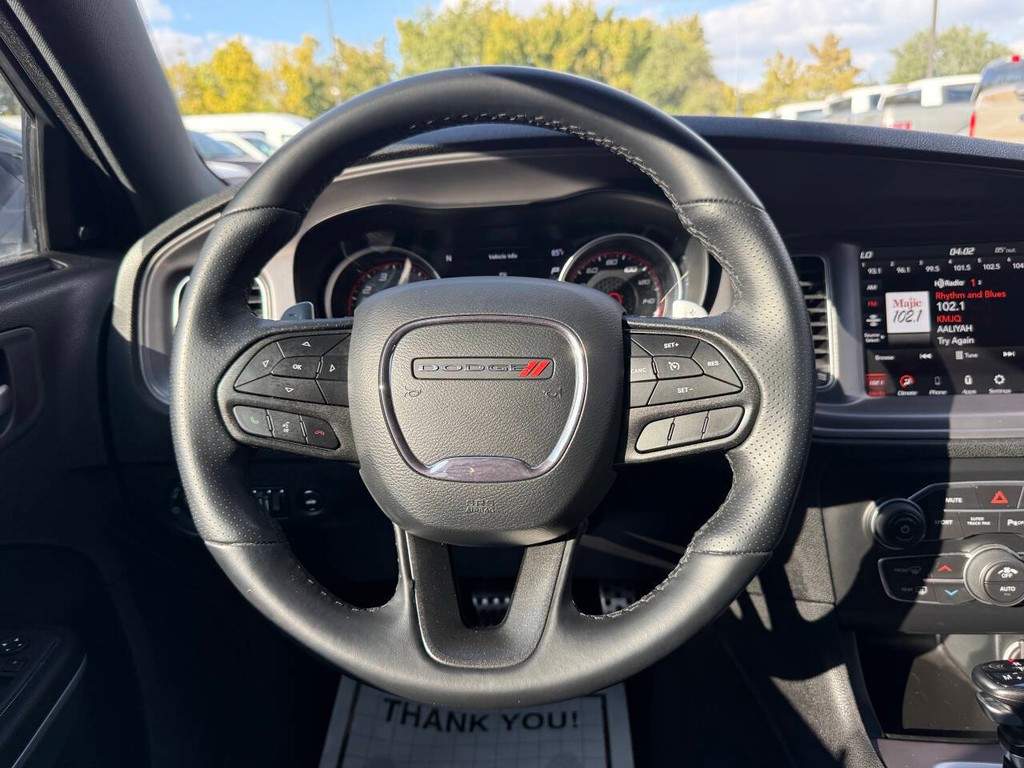 Dodge Charger Vehicle Full-screen Gallery Image 22