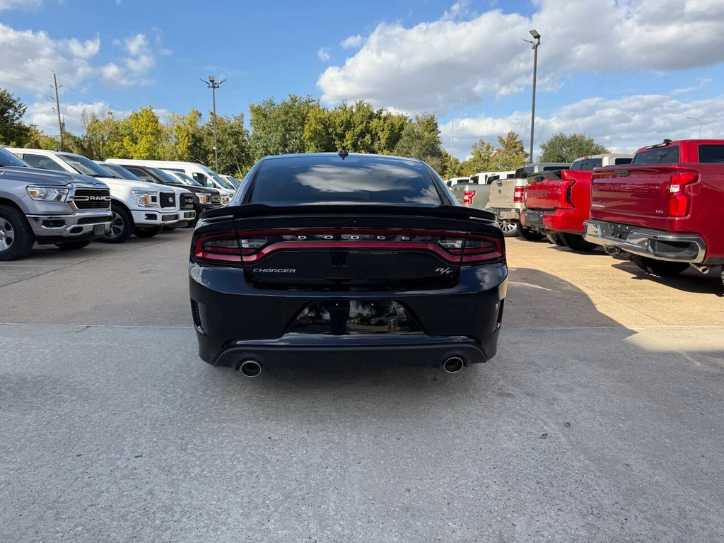 Dodge Charger Vehicle Full-screen Gallery Image 37