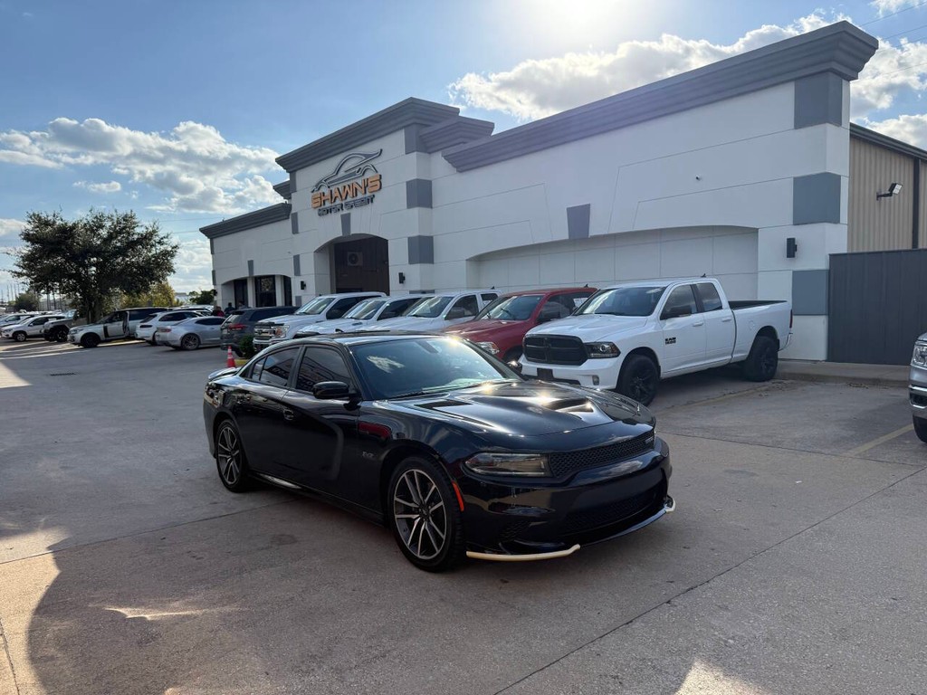 Dodge Charger Vehicle Full-screen Gallery Image 40