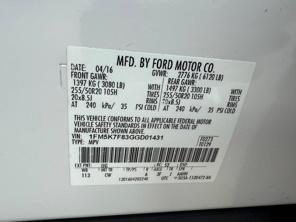 Ford Explorer Vehicle Full-screen Gallery Image 35