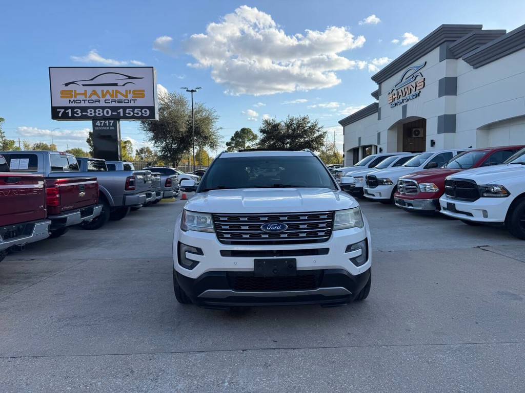 Ford Explorer Vehicle Full-screen Gallery Image 43