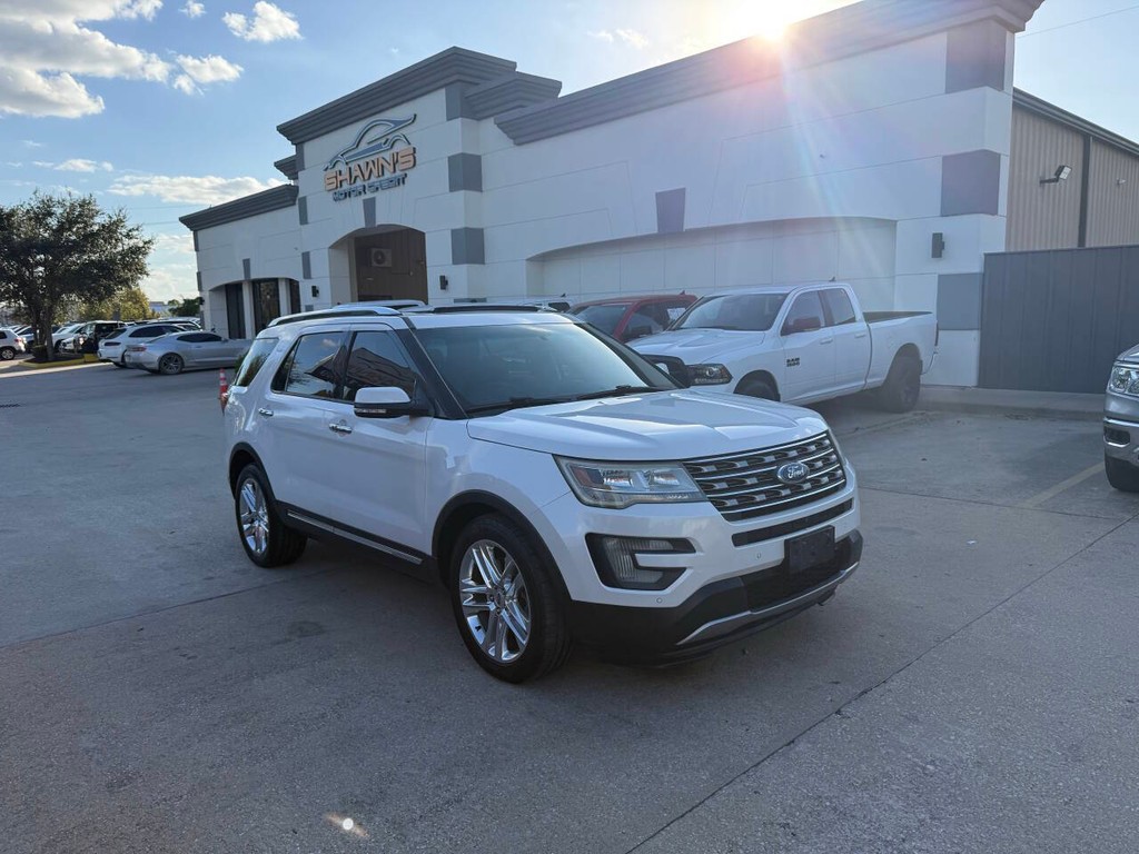 Ford Explorer Vehicle Full-screen Gallery Image 44