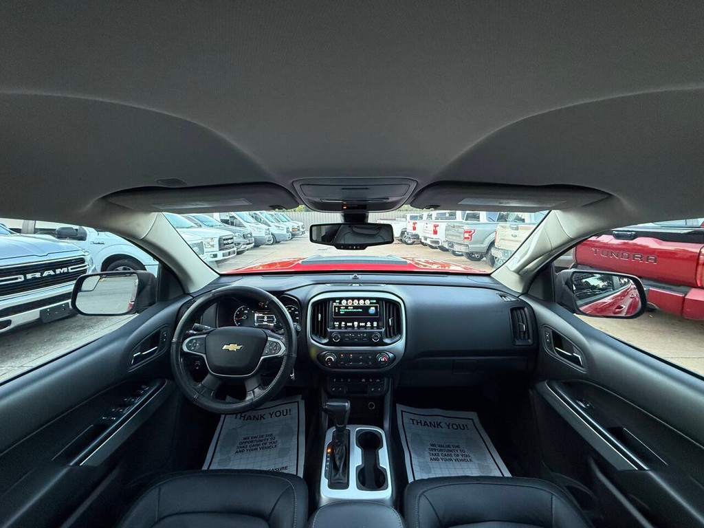 Chevrolet Colorado Vehicle Full-screen Gallery Image 18