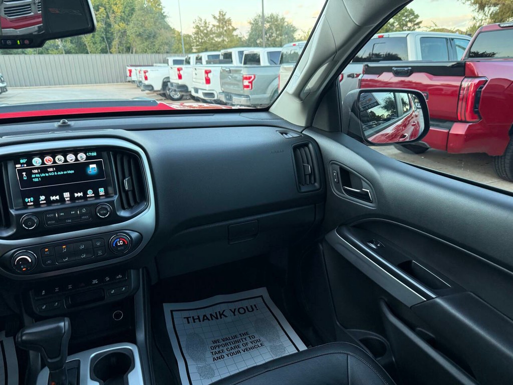 Chevrolet Colorado Vehicle Full-screen Gallery Image 20