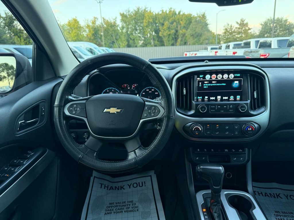 Chevrolet Colorado Vehicle Full-screen Gallery Image 21