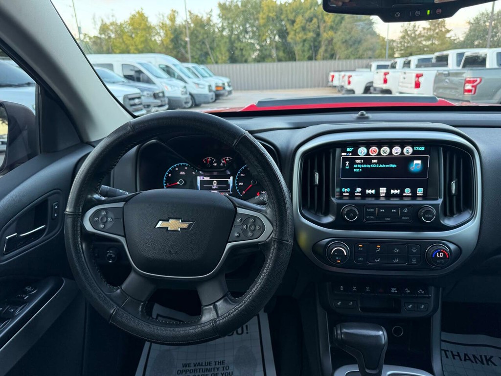 Chevrolet Colorado Vehicle Full-screen Gallery Image 23