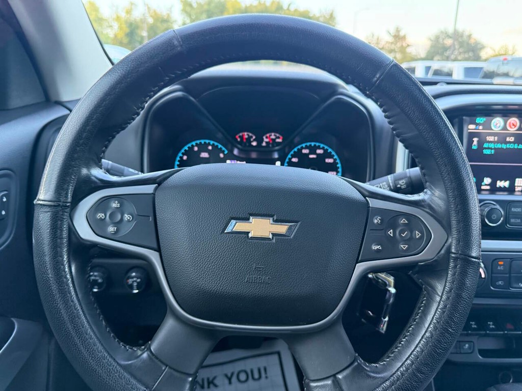 Chevrolet Colorado Vehicle Full-screen Gallery Image 25