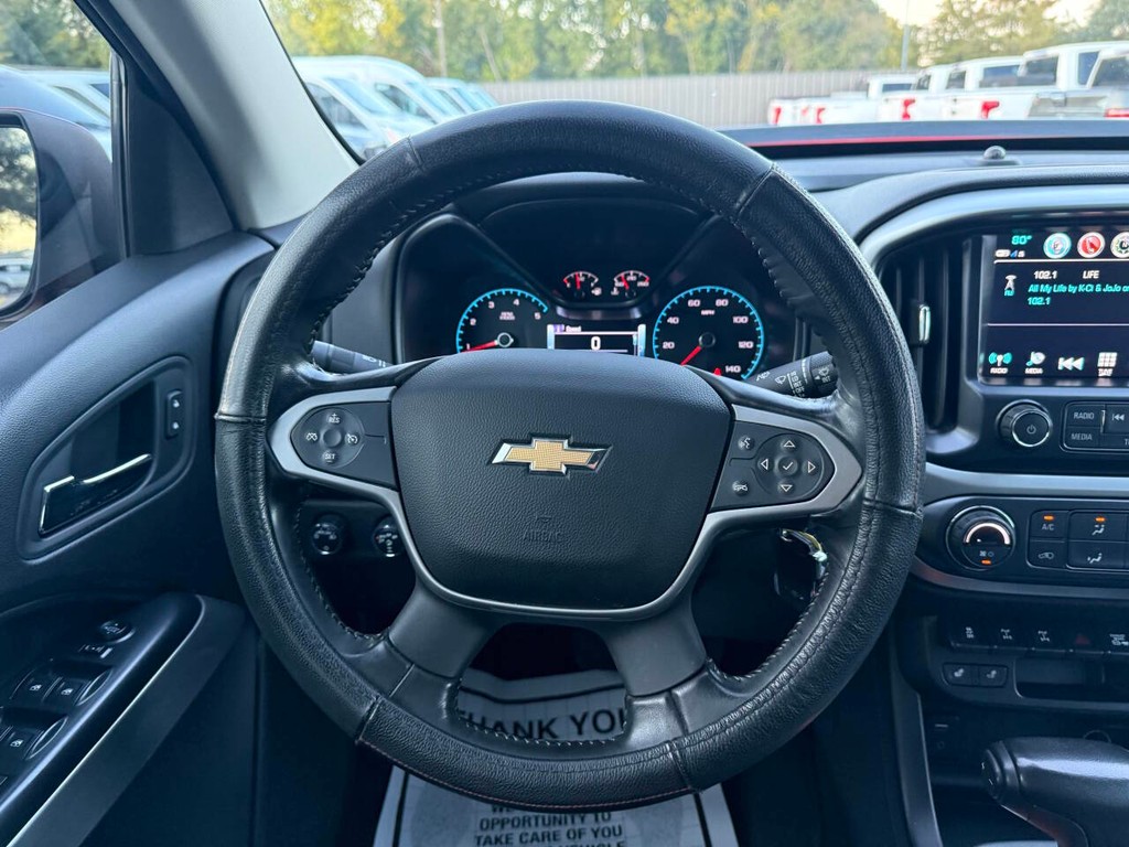 Chevrolet Colorado Vehicle Full-screen Gallery Image 26