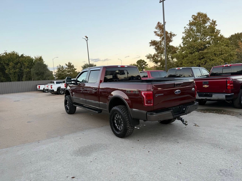 Ford F-150 Vehicle Full-screen Gallery Image 04