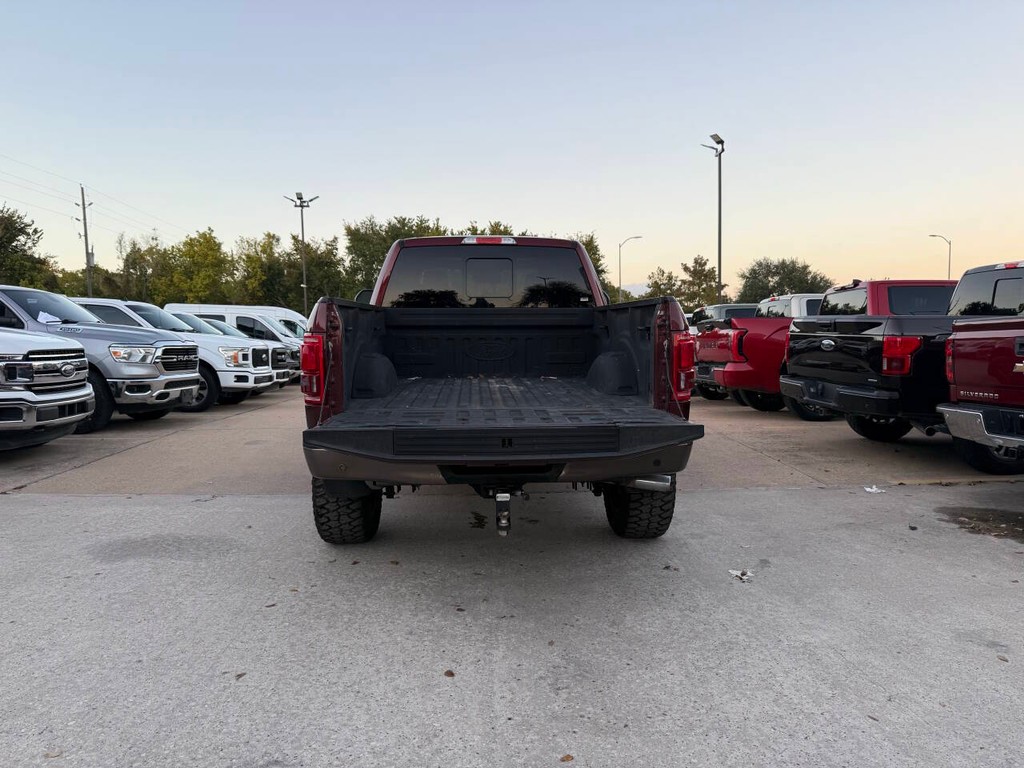 Ford F-150 Vehicle Full-screen Gallery Image 40